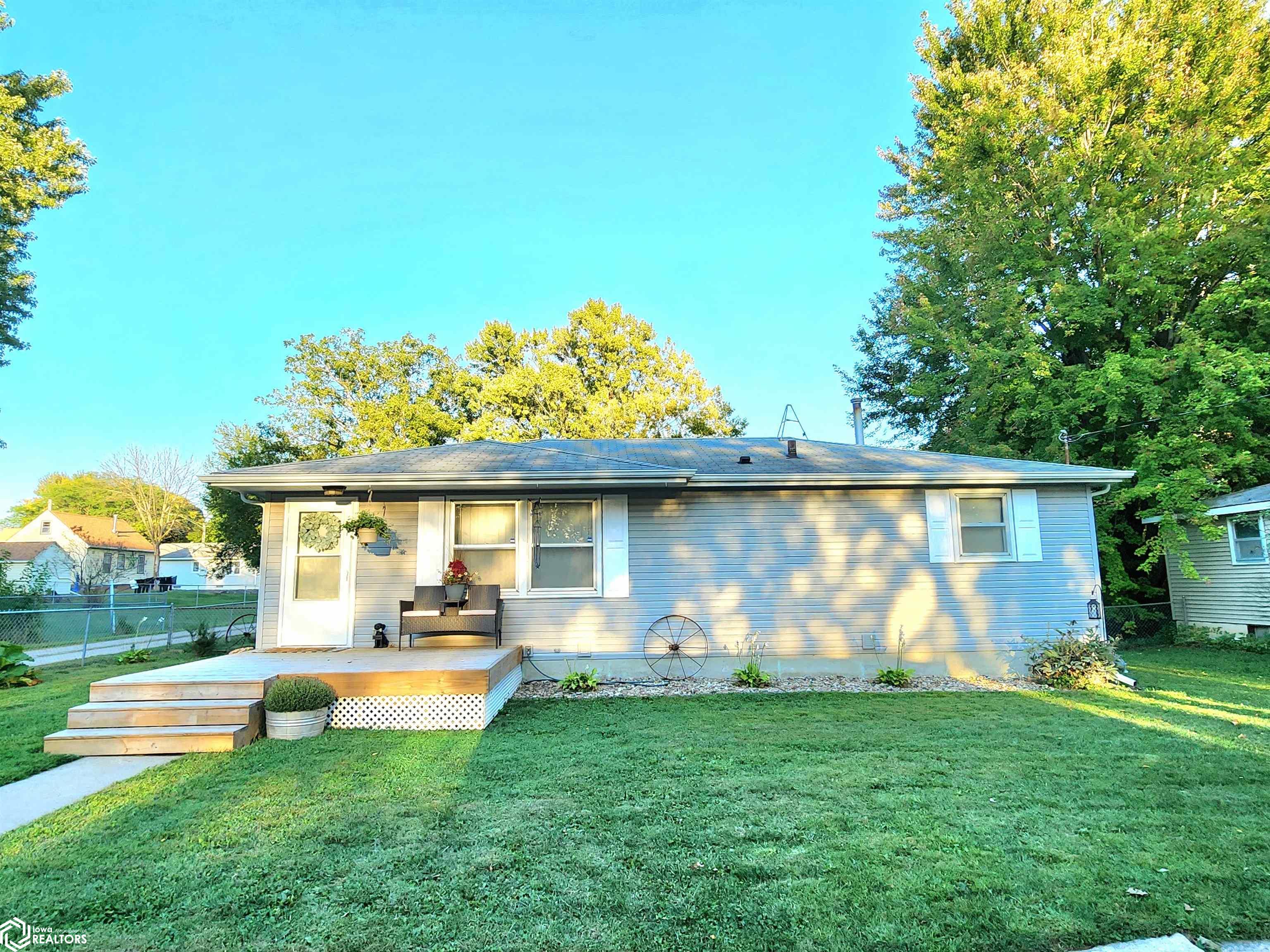 Fillmore Ave, Mason City, IA 50401