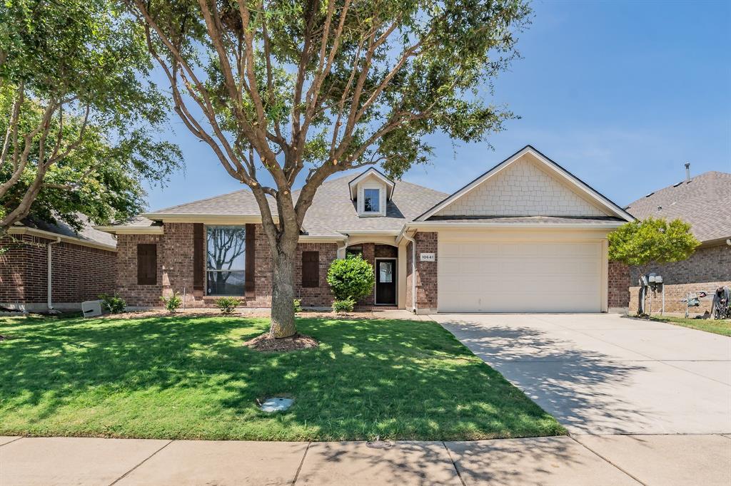 Devinstone Dr, Fort Worth, TX 76177