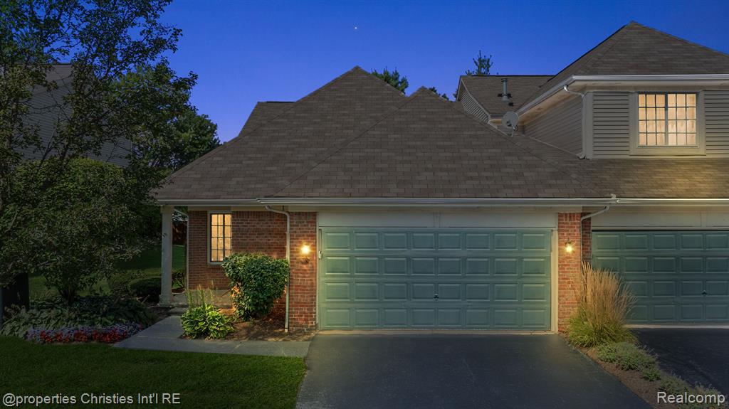 James Cir, Royal Oak, MI 48067