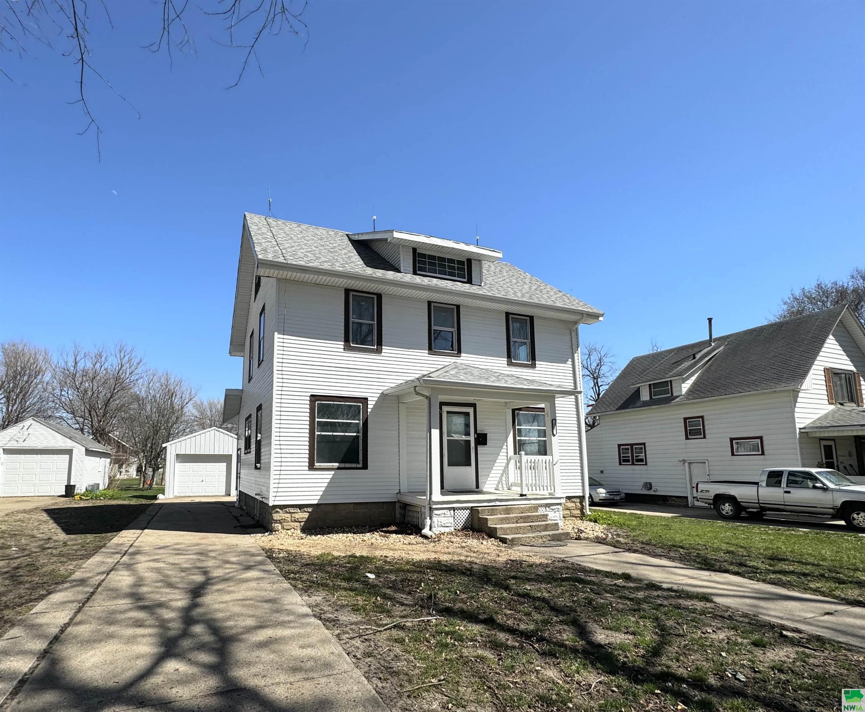 Superior St, Storm Lake, IA 50588