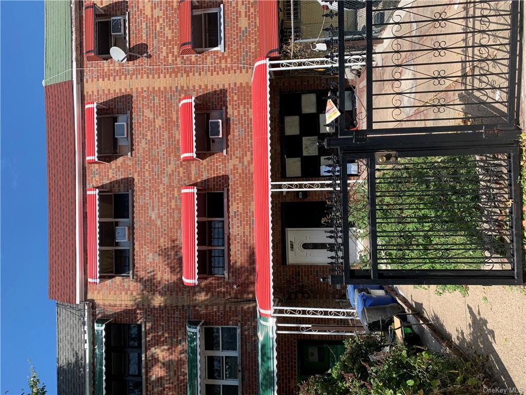 Watson Ave, Bronx, NY 10472