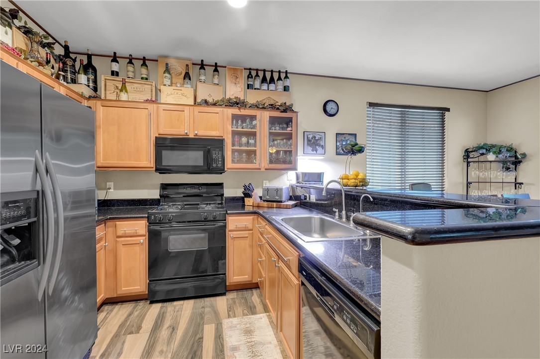 Manchester Park Dr, Las Vegas, NV 89141