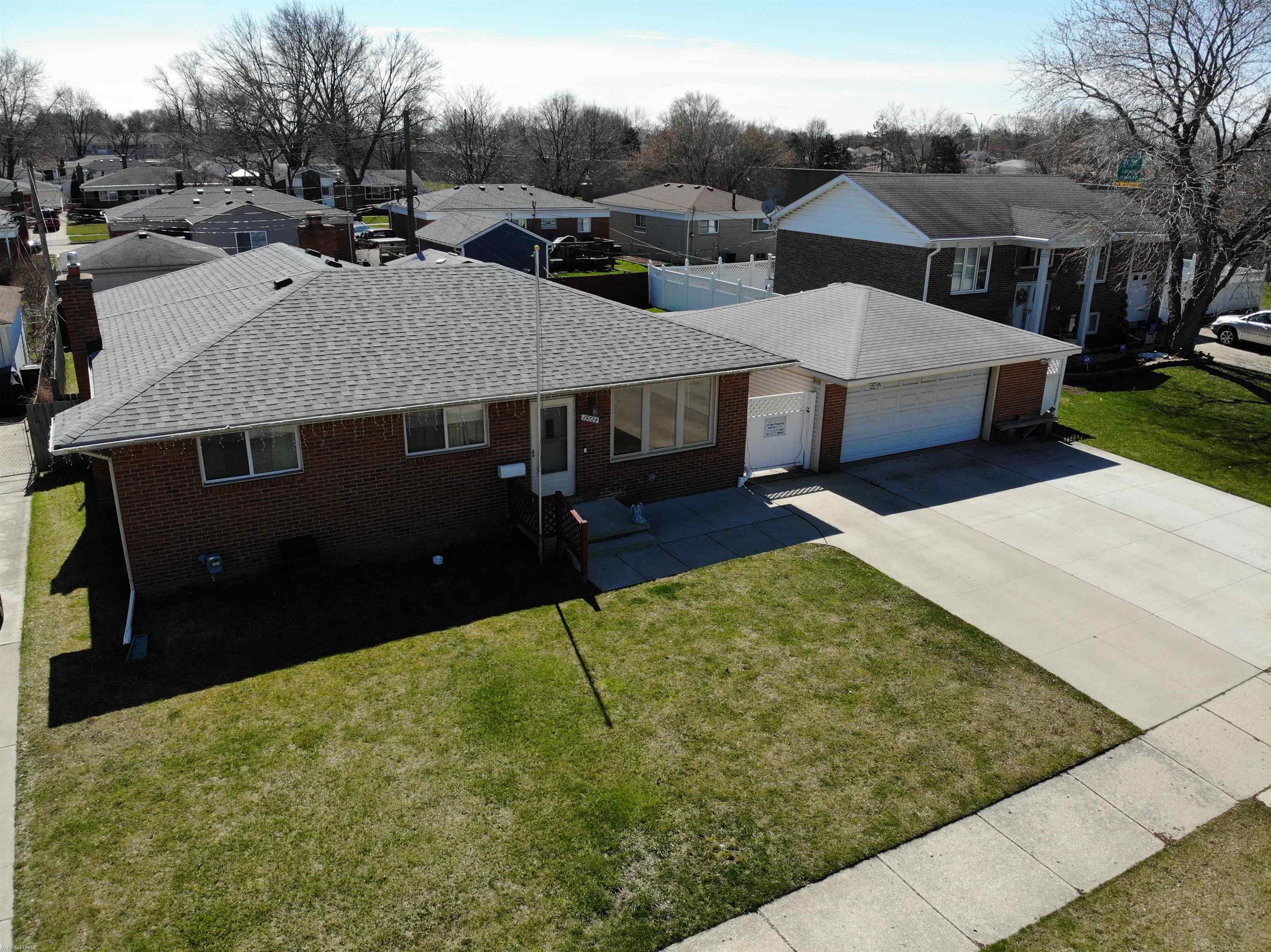 Sussex St, Saint Clair Shores, MI 48081