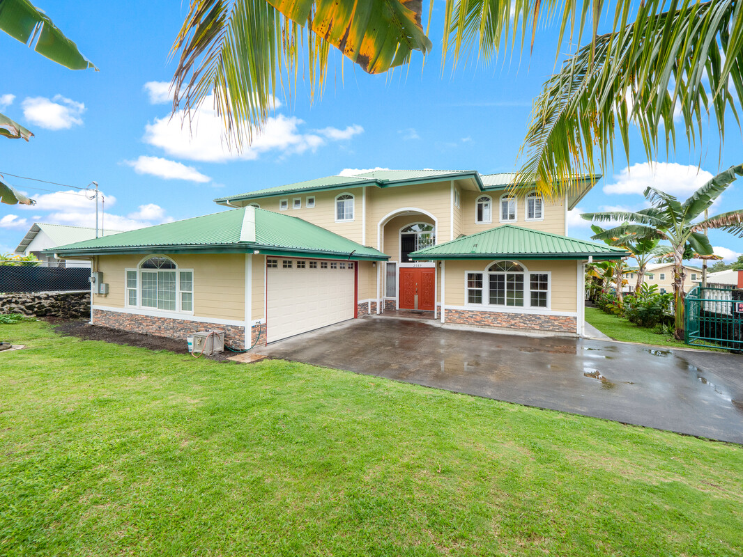 Kinoole St, Hilo, HI 96720