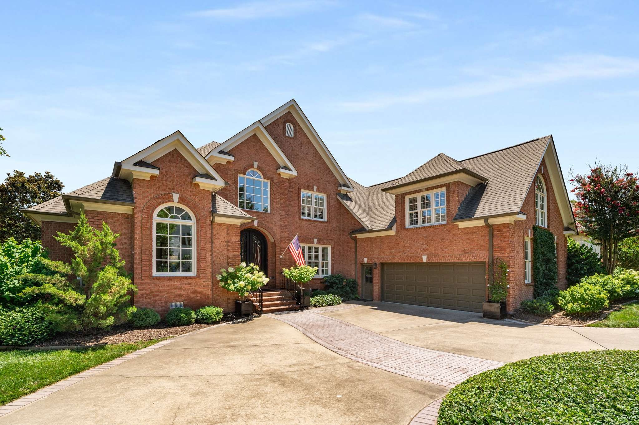 Whitworth Way, Nashville, TN 37205