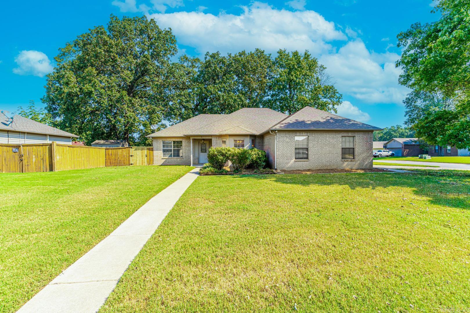 Buttercup Ln, Cabot, AR 72023