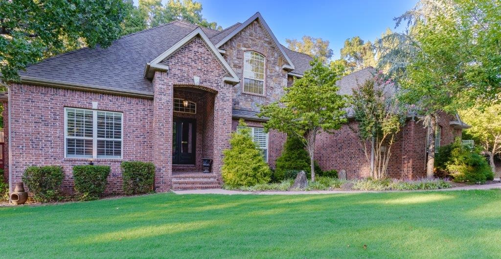 Asheton St, Bentonville, AR 72712
