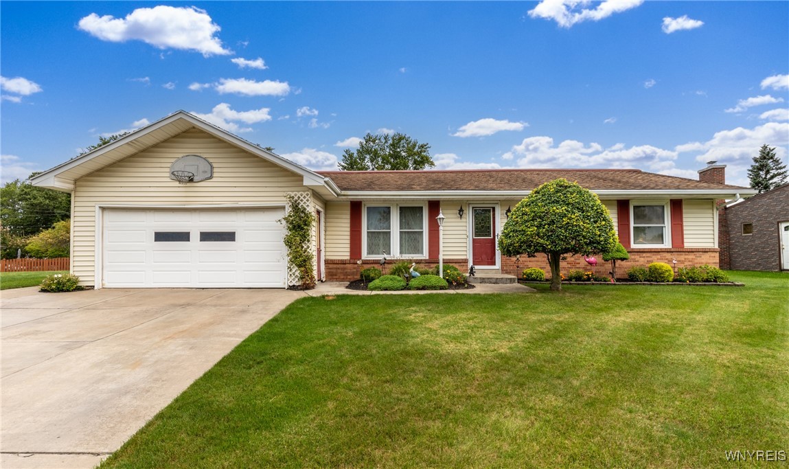 Woodward Dr, Buffalo, NY 14224
