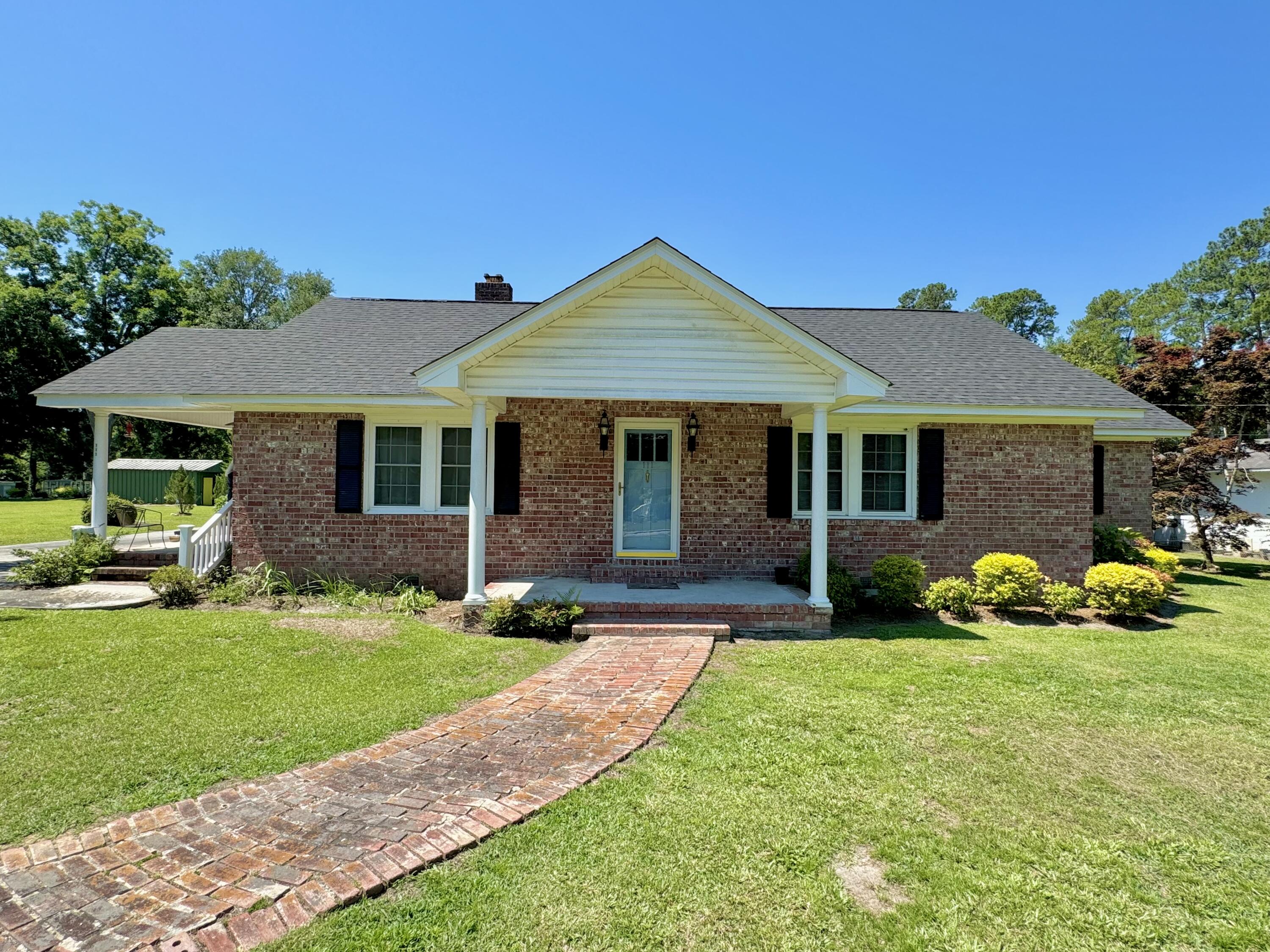 Minus St, Saint George, SC 29477