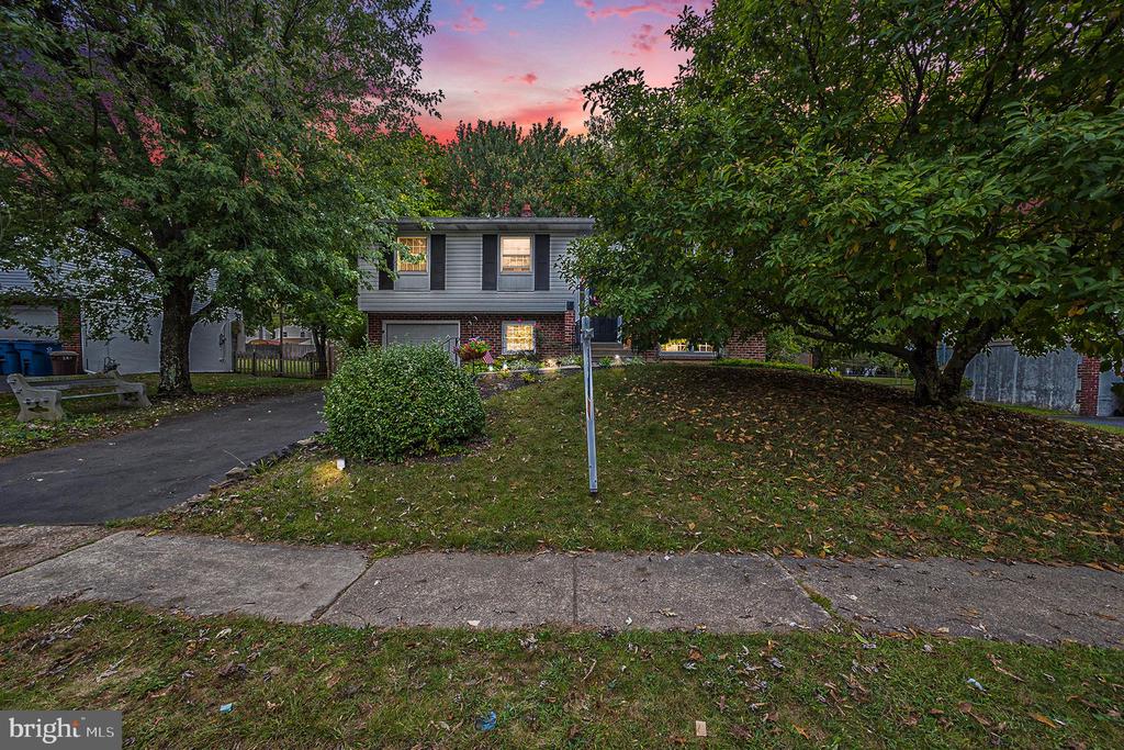 Concord Pl, Lansdale, PA 19446