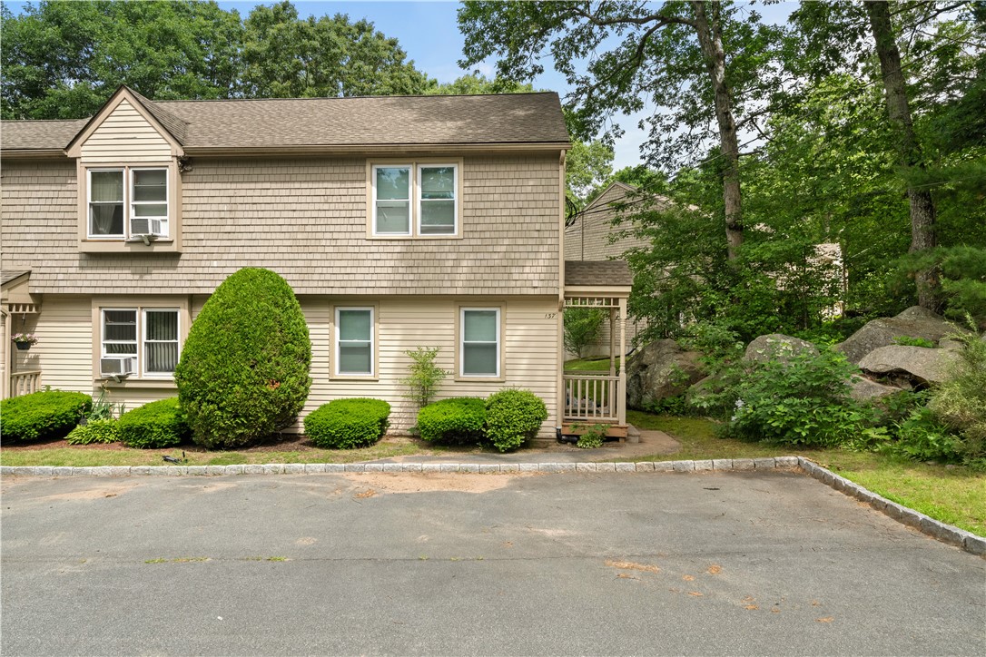Fairway Dr, Coventry, RI 02816