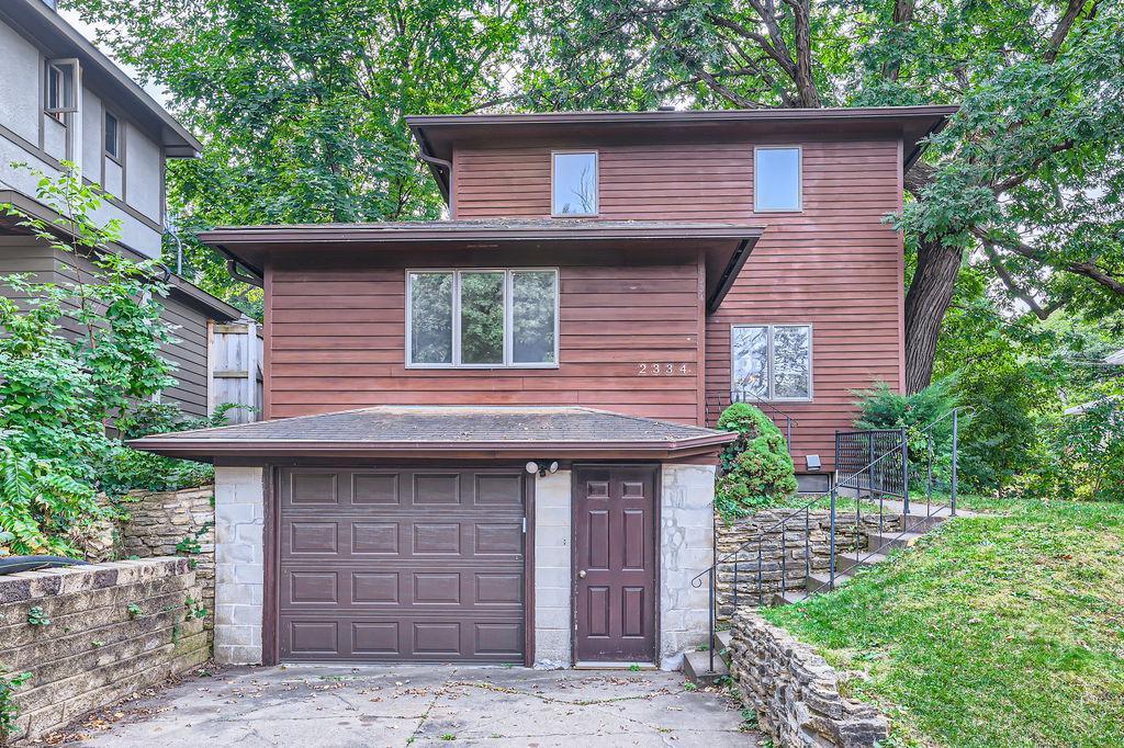 Doswell Ave, Saint Paul, MN 55108