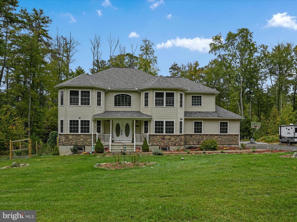 Custard Rd, Stroudsburg, PA 18360
