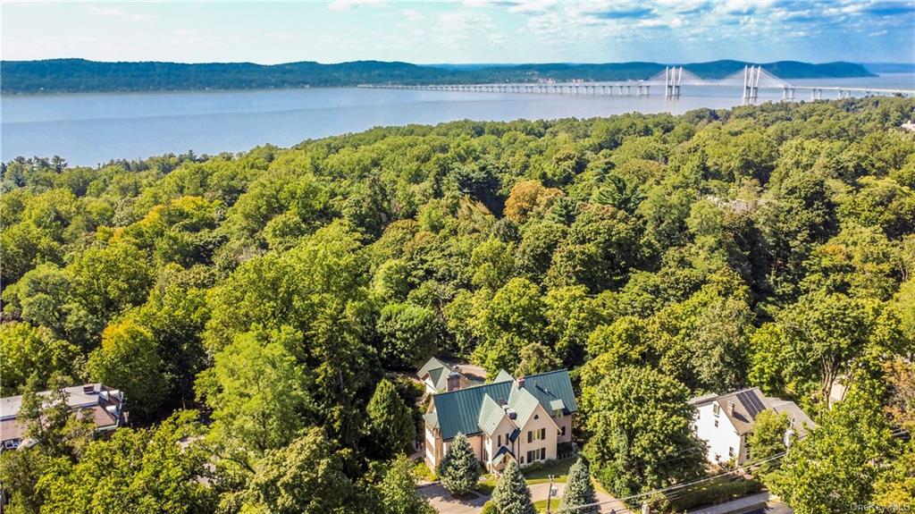 Broadway , Irvington, NY 10533