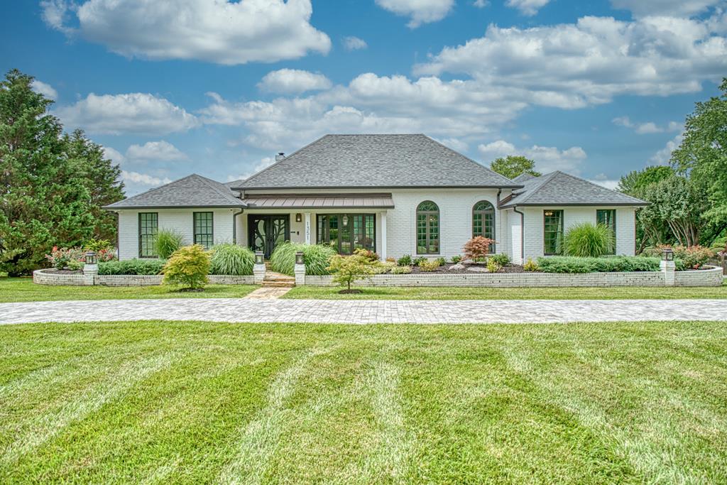 Frisbie Ln, Cookeville, TN 38501