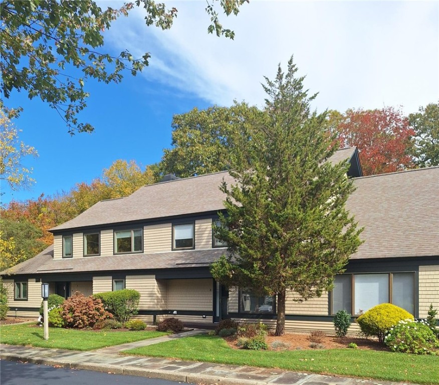 Meadowbrook Way, Narragansett, RI 02882