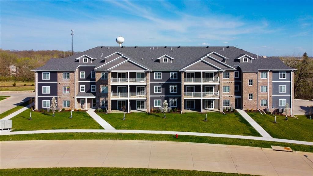 Spring Rose Cir, Coralville, IA 52241 #1