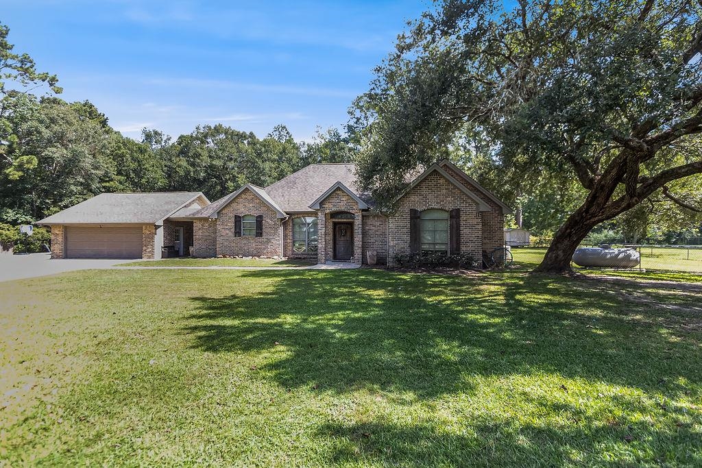 Neyland Rd, Silsbee, TX 77656