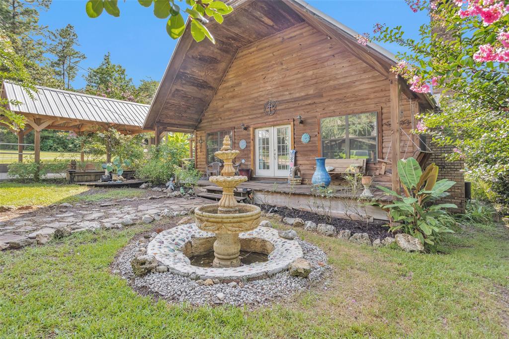 Guinevere Dr, Woodville, TX 75979