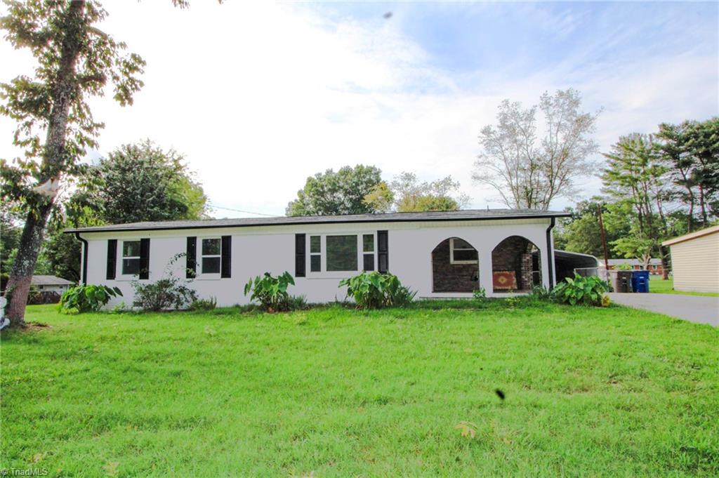 Morningside Dr, Winston Salem, NC 27106
