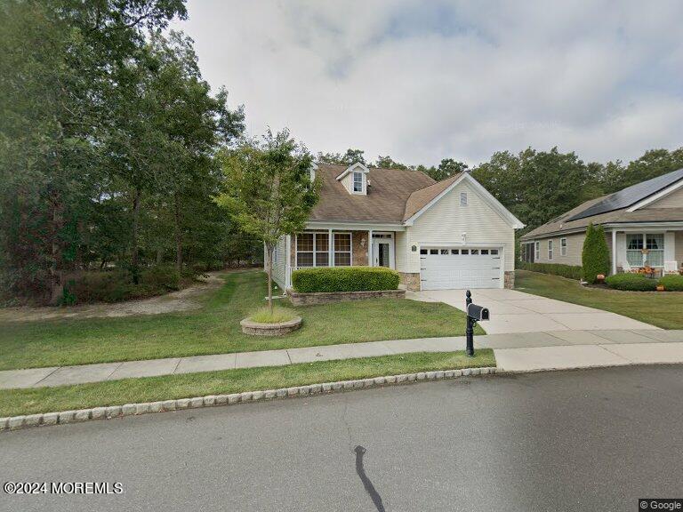 Daffodil Dr, Tuckerton, NJ 08087