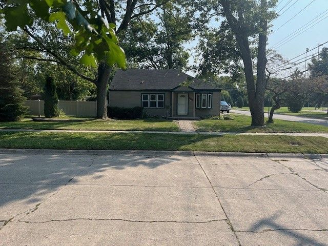 Olympia , Redford, MI 48240