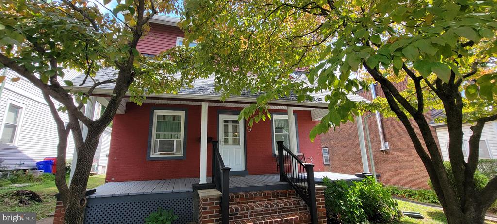 Blake Ave, Jenkintown, PA 19046