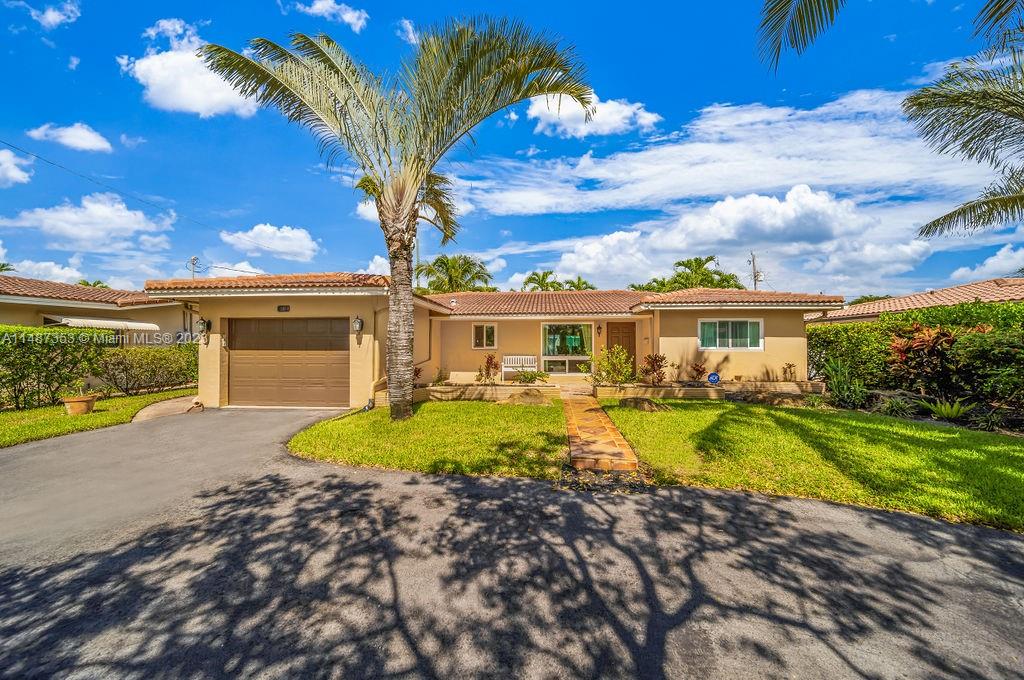 54th Ct, Fort Lauderdale, FL 33308