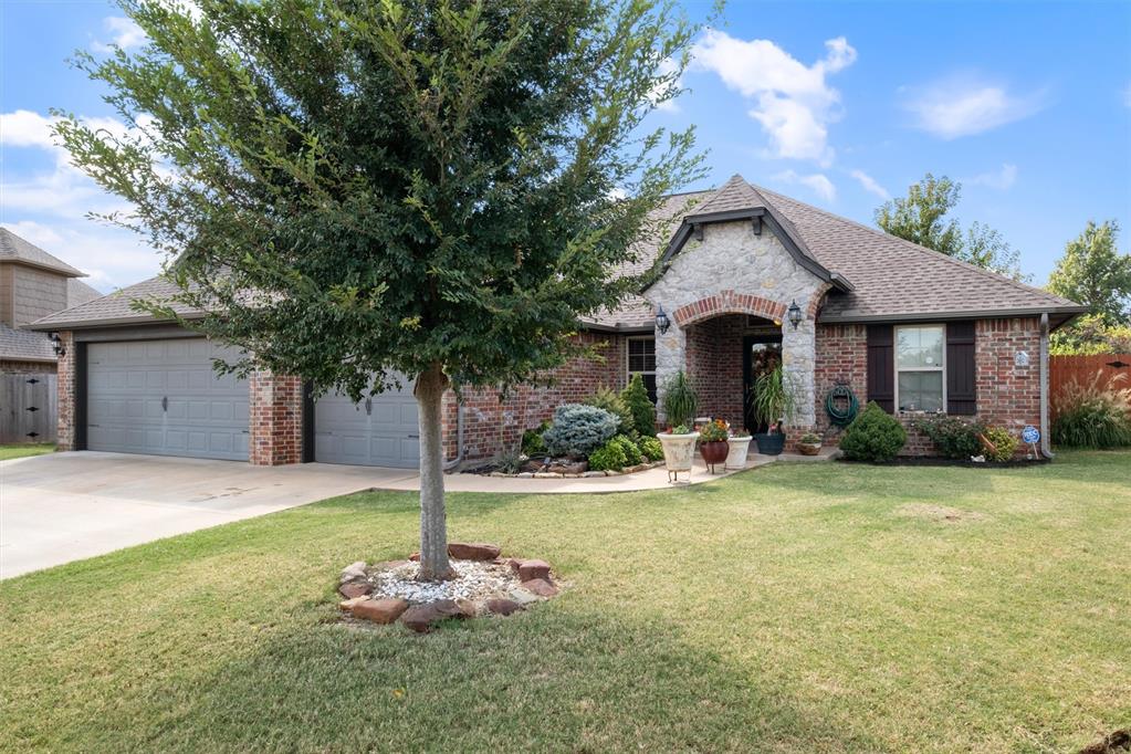 23rd St, Moore, OK 73160