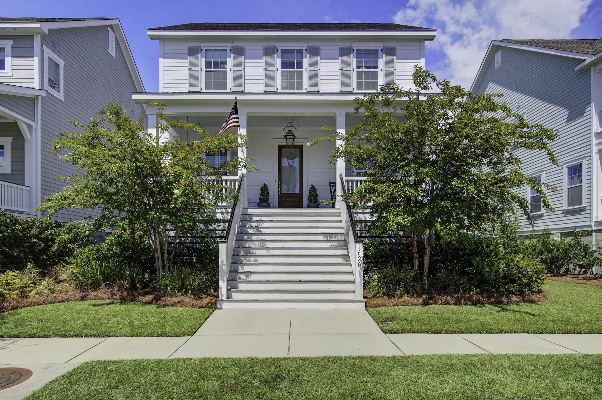 Juliana St, Daniel Island, SC 29492