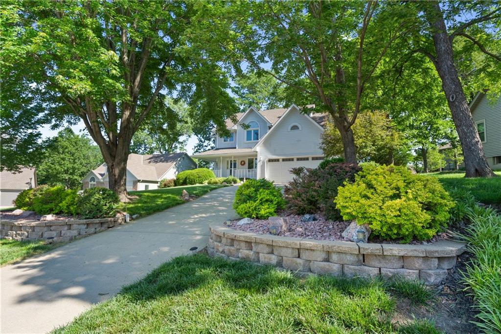 Rock Creek Dr, Blue Springs, MO 64015