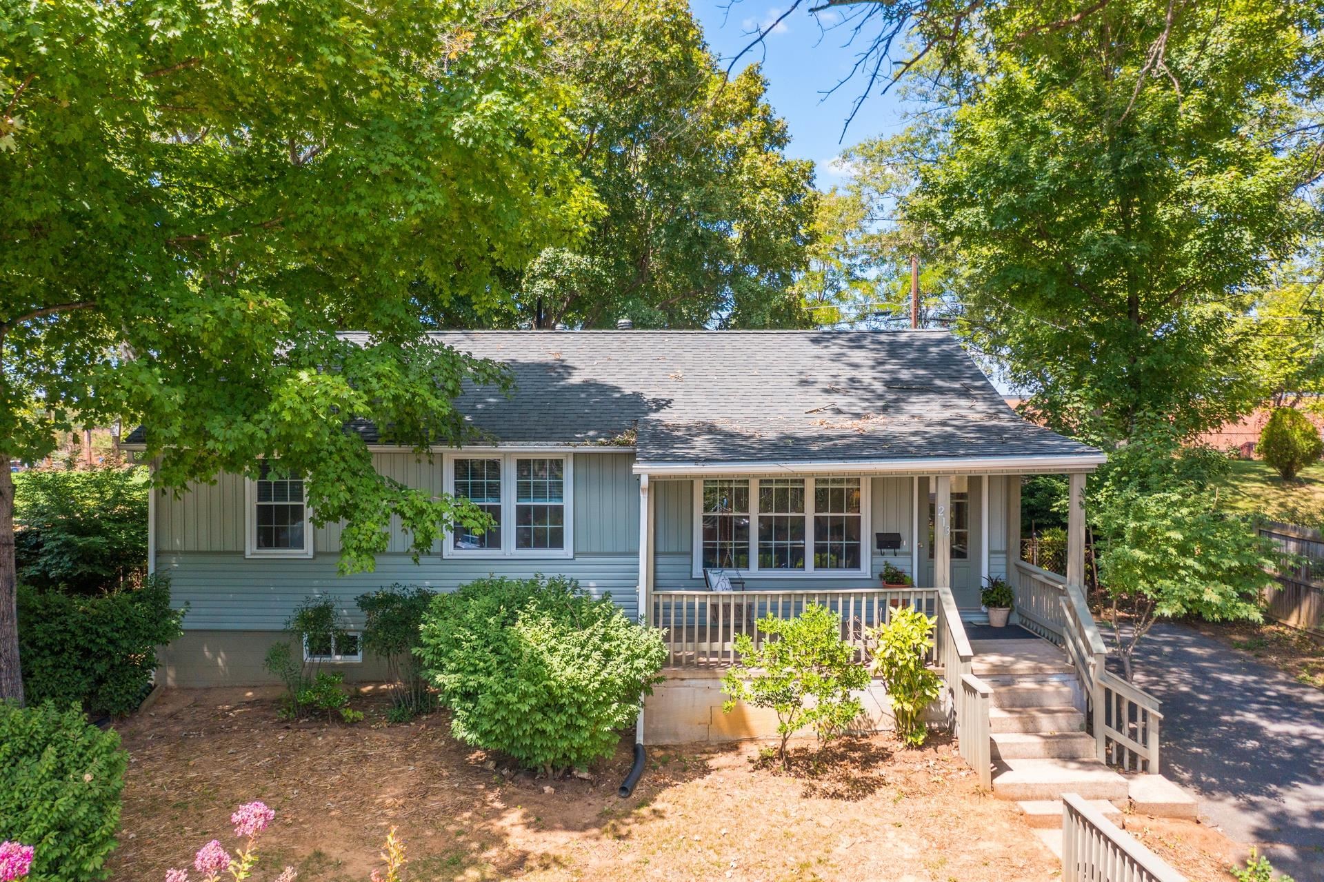 Link Rd, Waynesboro, VA 22980