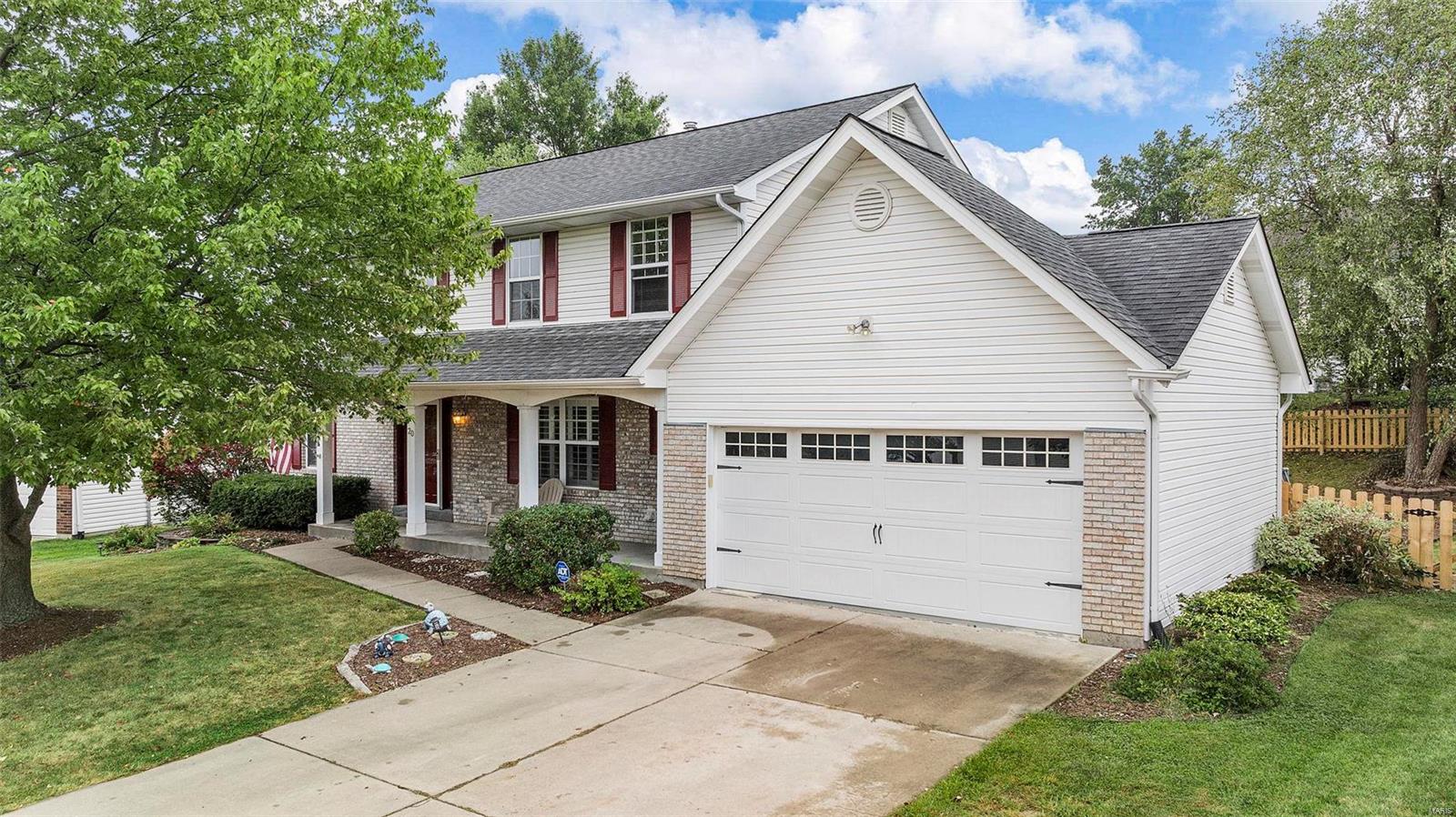 Wolf Ridge Ct, Saint Charles, MO 63303