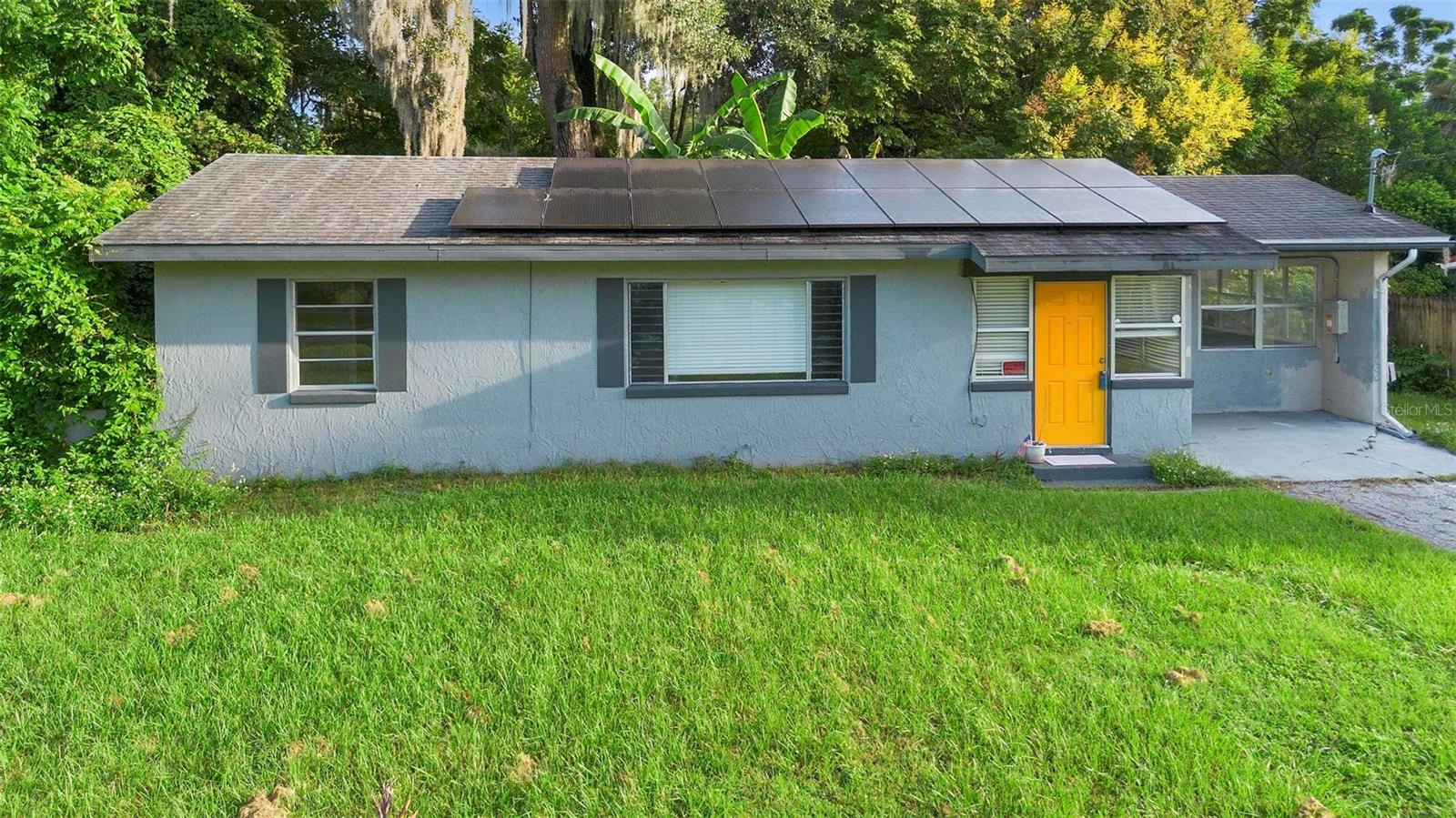 Howard Ave, Orange City, FL 32763