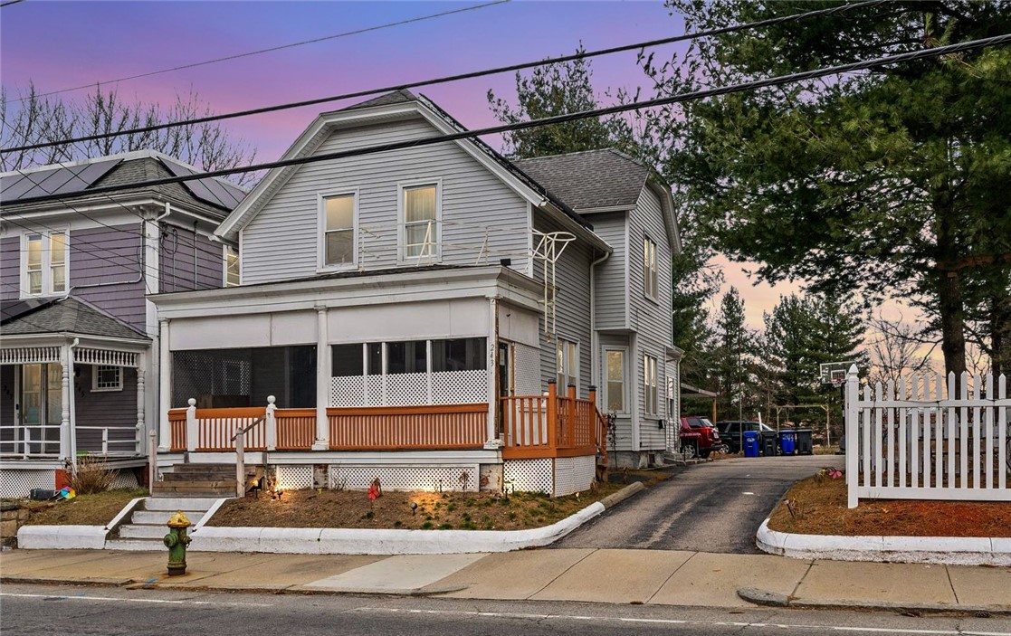Killingly St, Providence, RI 02909