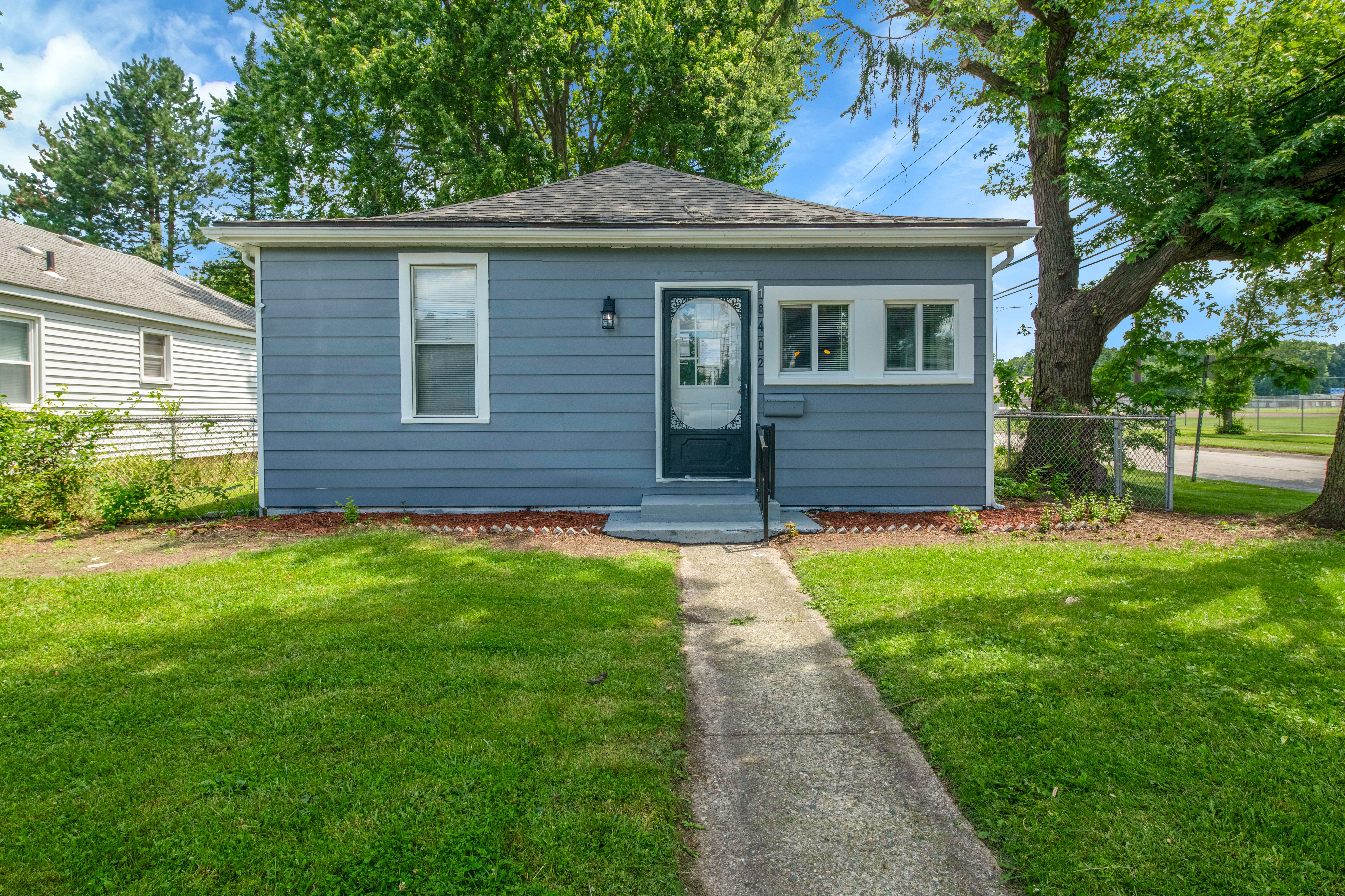 Glenmore , Redford, MI 48240