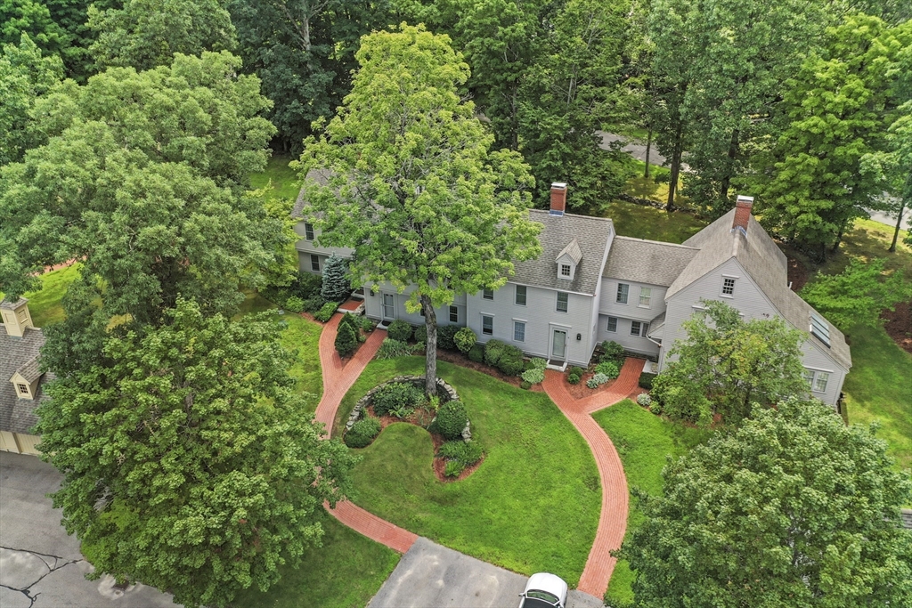 Wintergreen Ct, Lunenburg, MA 01462
