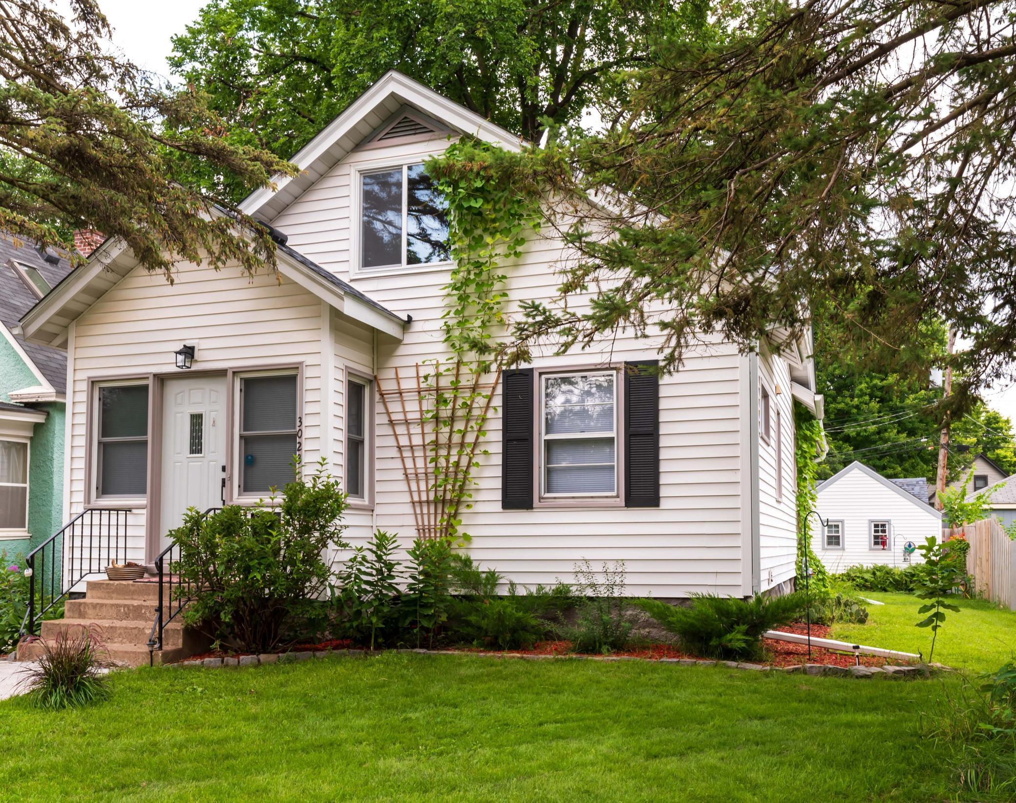 39th Ave, Minneapolis, MN 55406