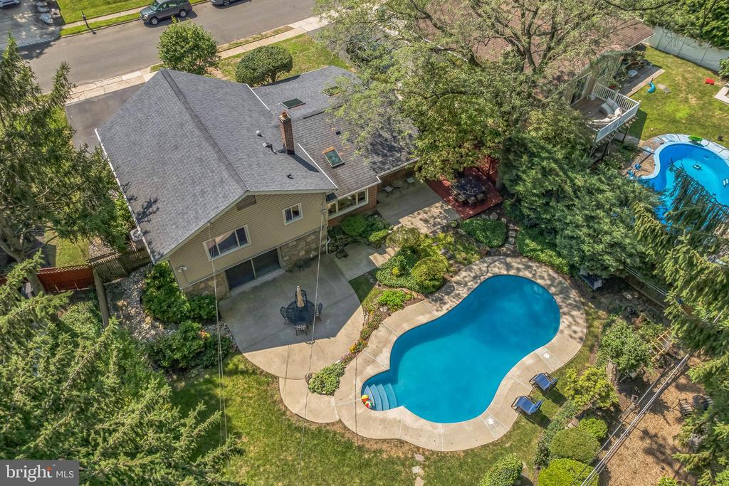 Old Ford Rd, Huntingdon Valley, PA 19006