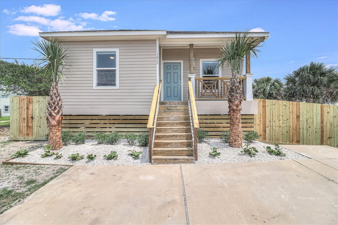 Station St, Port Aransas, TX 78373