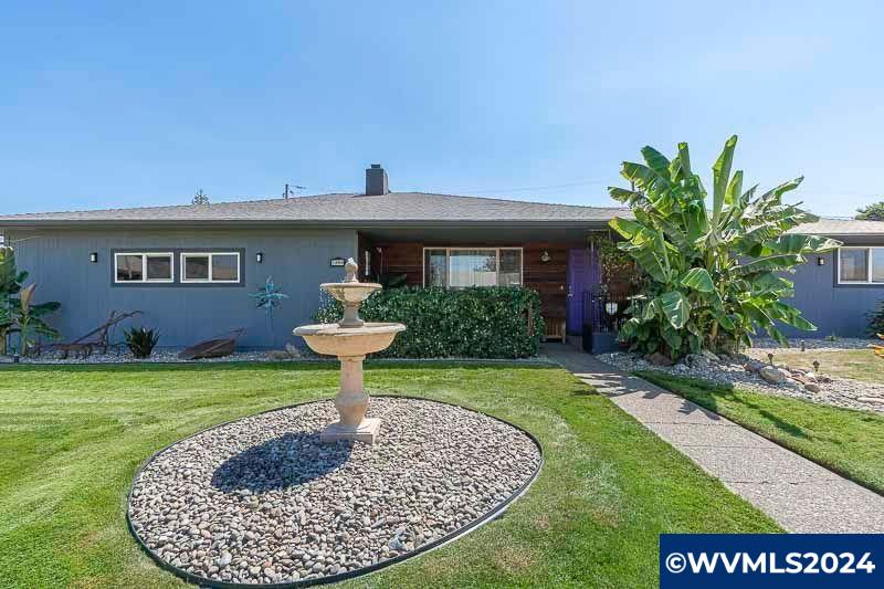 32nd Ave, Salem, OR 97301
