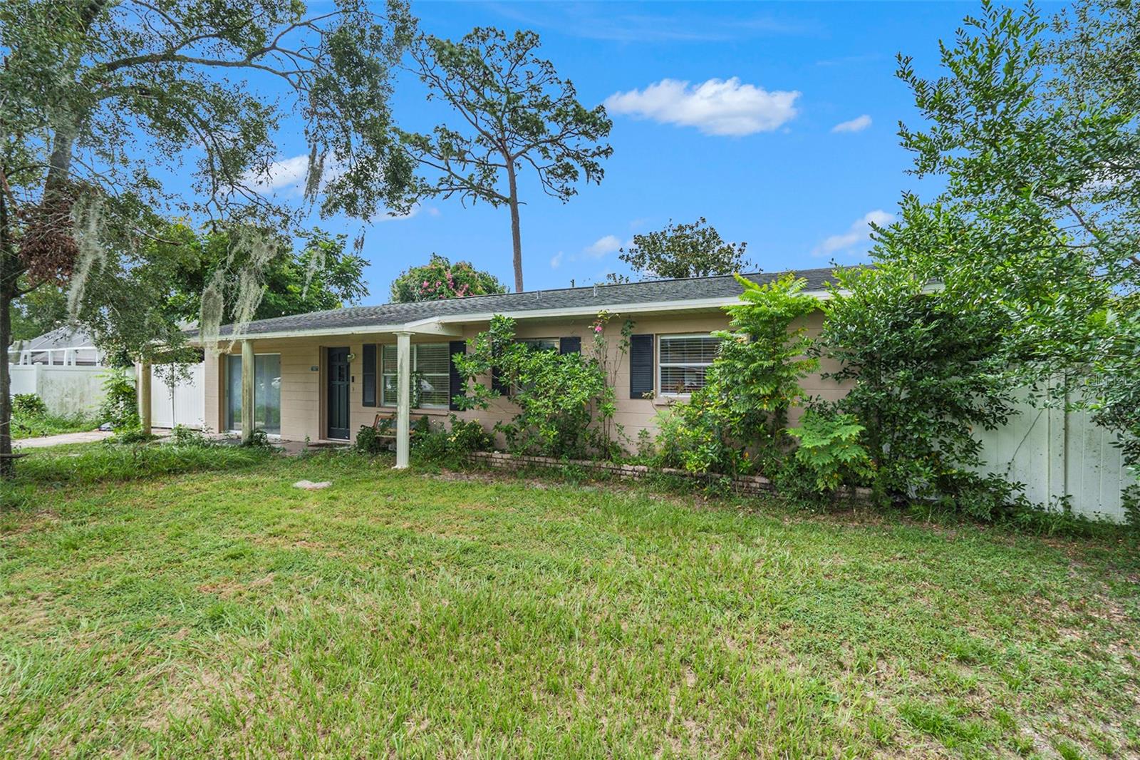 Cypress St, Zephyrhills, FL 33542