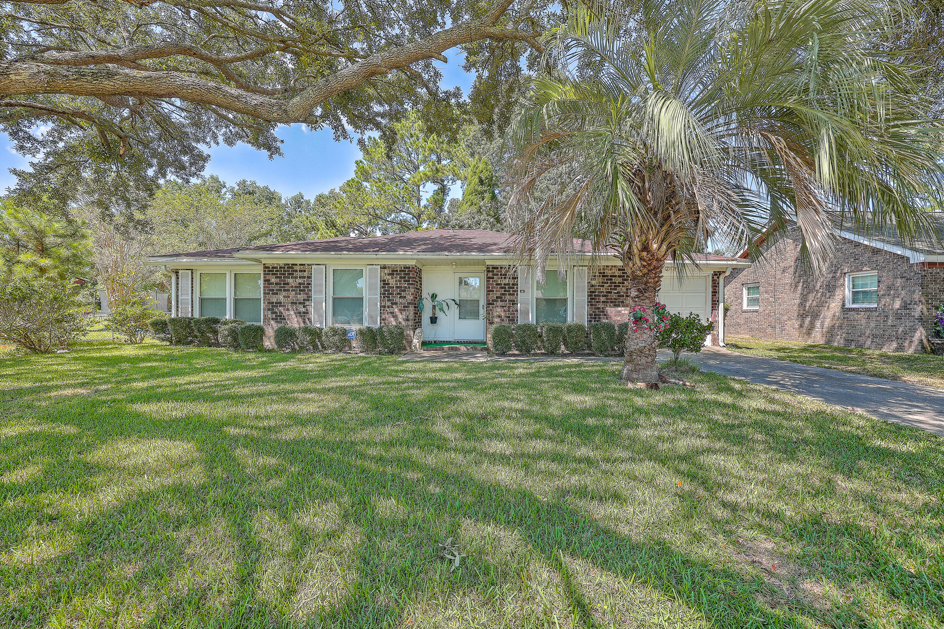Saint Johns Ave, Moncks Corner, SC 29461