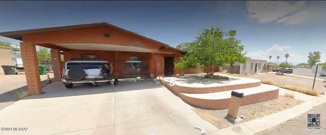 Paseo DE Las Aguilas , Tucson, AZ 85746