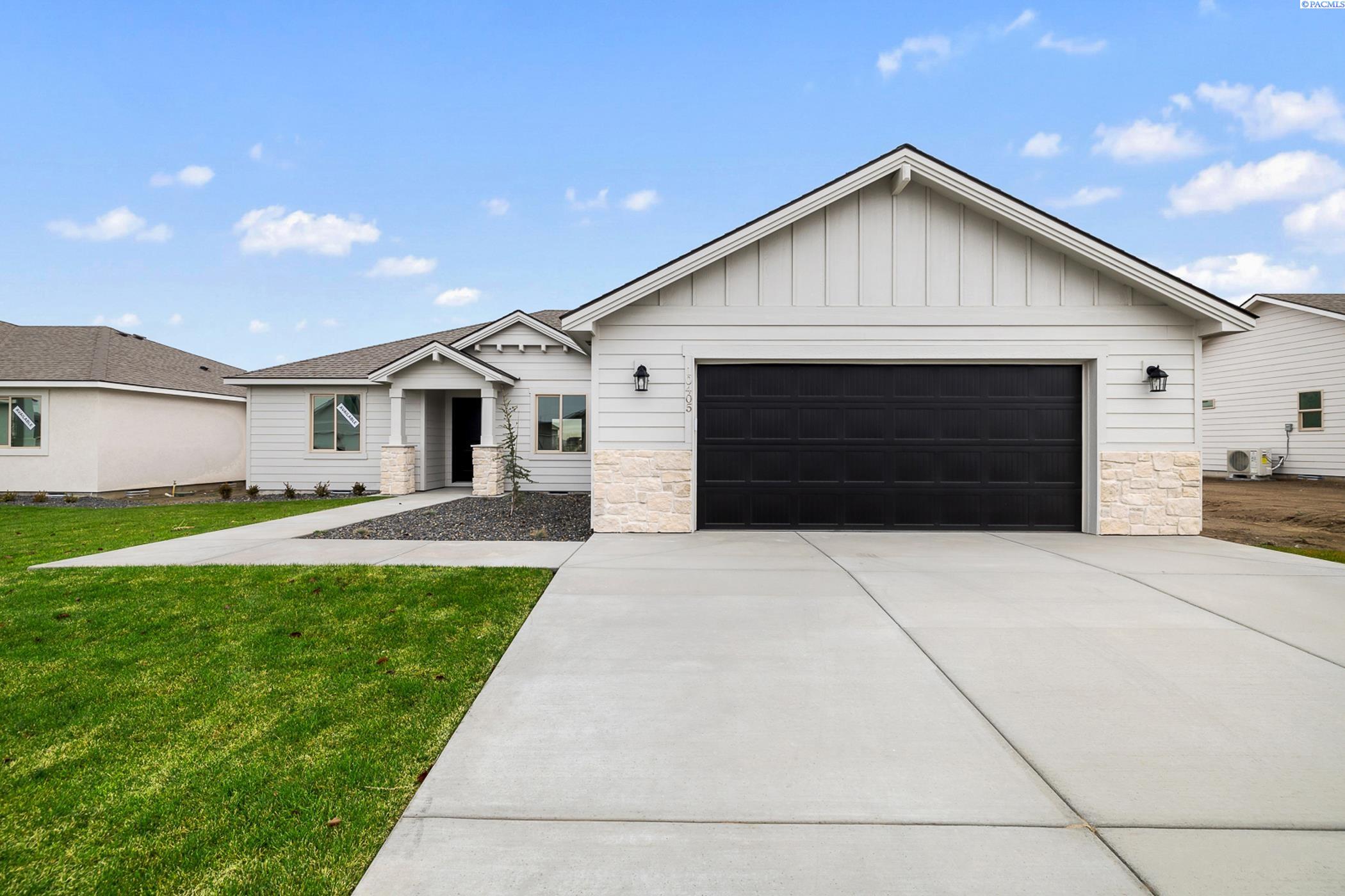 Kokanee Dr, Pasco, WA 99301