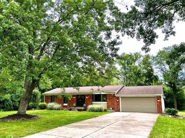 Creekside Dr, Farmington Hills, MI 48336