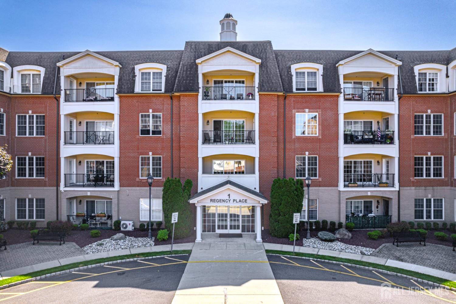 Regency Pl, Woodbridge, NJ 07095
