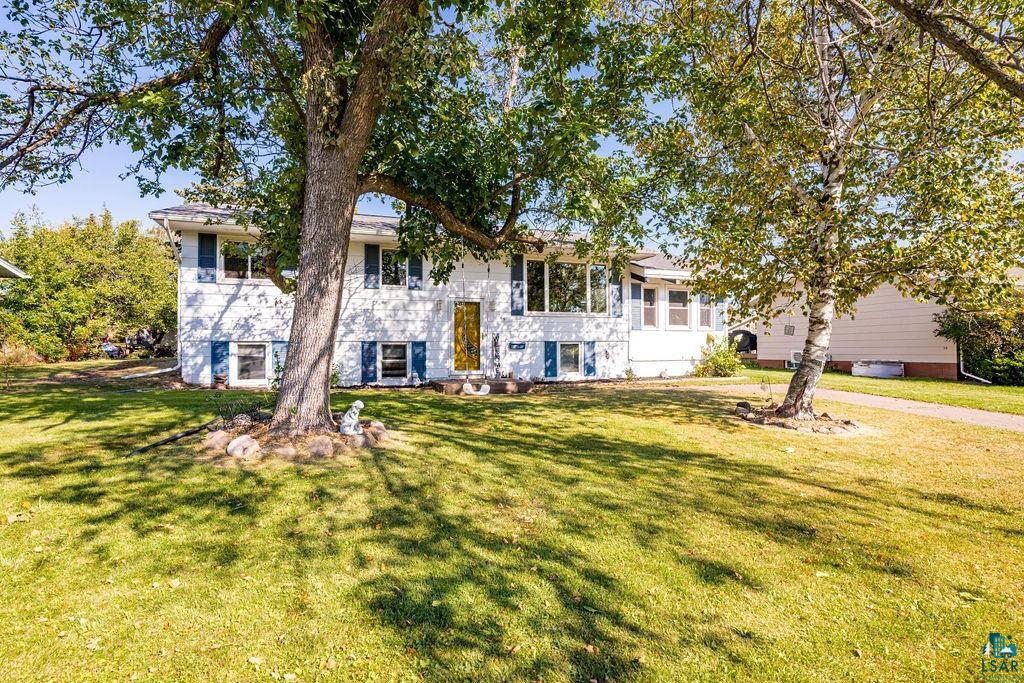 13th Ave, Two Harbors, MN 55616