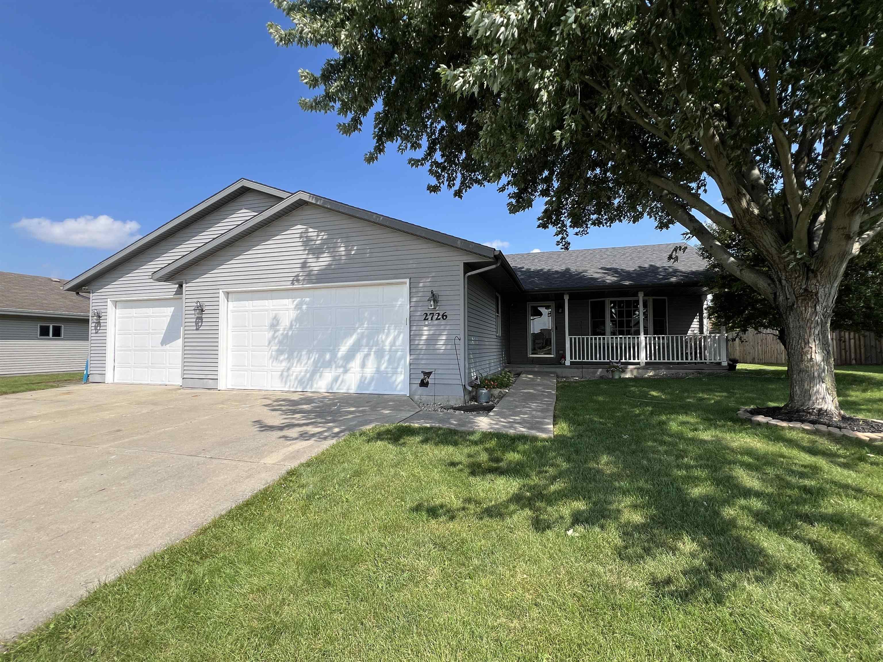 Autumn Ln, Janesville, WI 53546