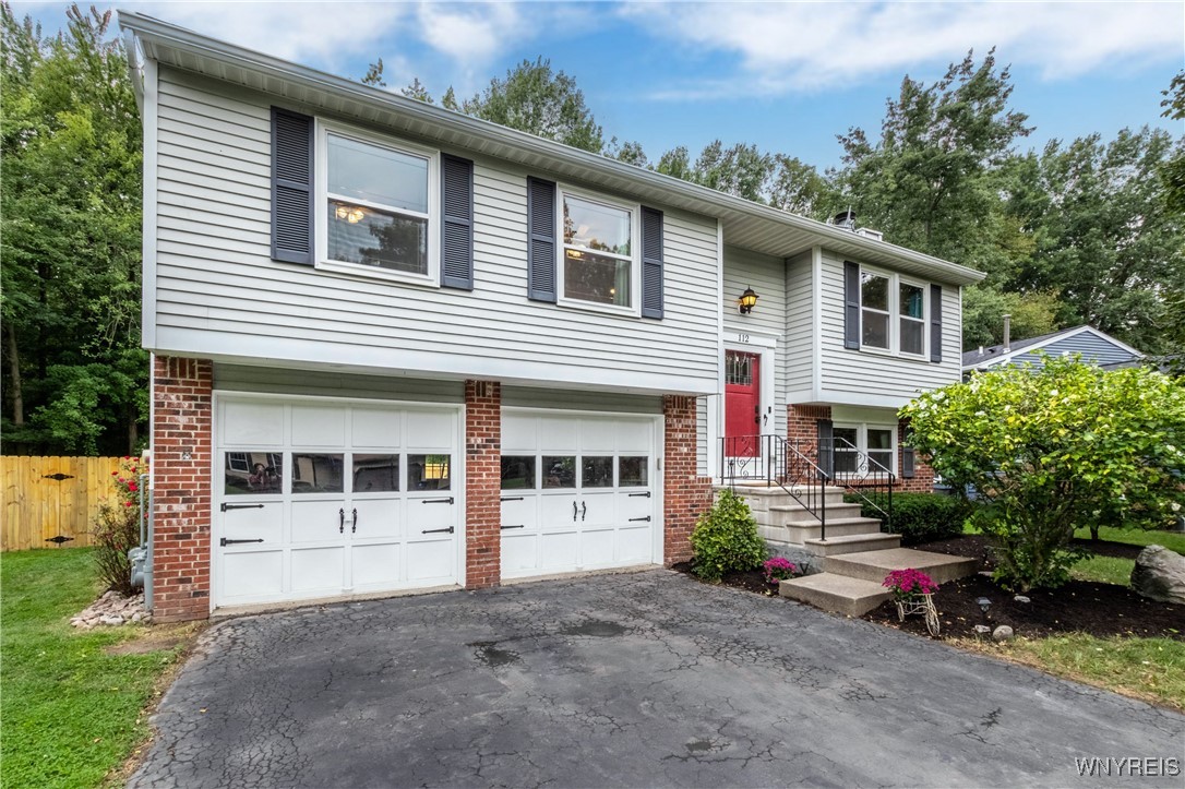 Greengage Cir, East Amherst, NY 14051